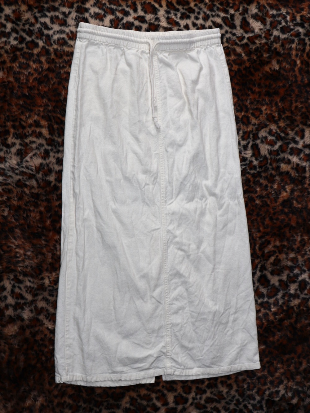 Brandy Melville ‘Jhon Galt’ Off-White Drawstring Skirt
